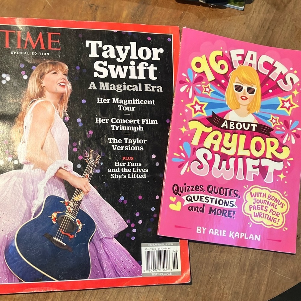 Taylor Swift time & quiz book Coffee Table Book bundle